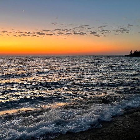 Shoreline Inn Grand Marais Exteriér fotografie