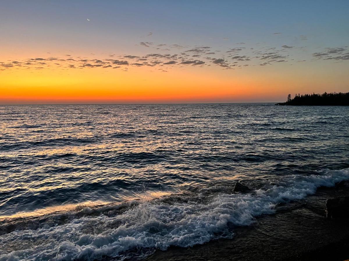 Shoreline Inn Grand Marais Exteriér fotografie